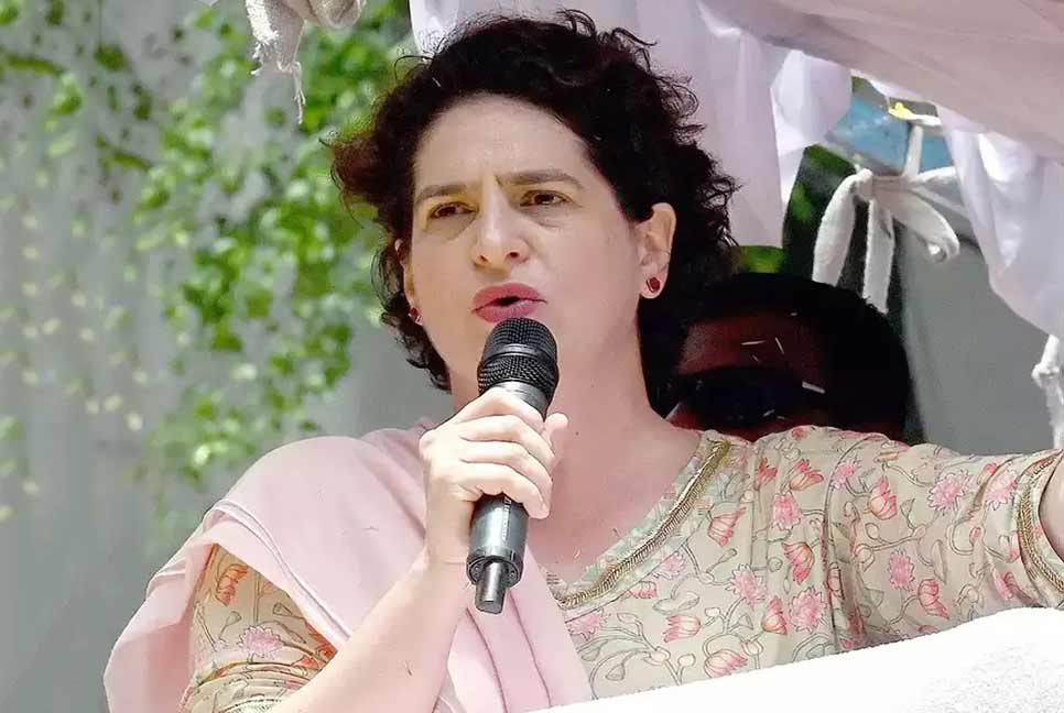 অসুস্থ হয়ে হাসপাতালে প্রিয়াঙ্কা গান্ধী