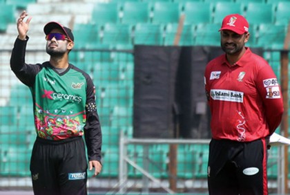 টিকে থাকার লড়াই; টস হেরে ফিল্ডিংয়ে সিলেট