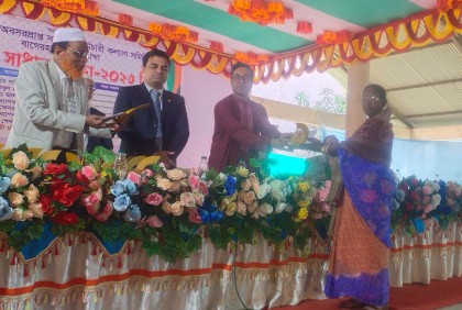 বাগেরহাটে ৮ রত্নগর্ভা মাকে সম্মাননা