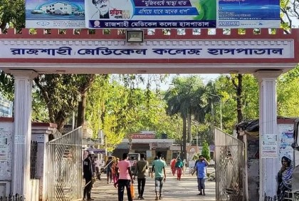 অজানা ভাইরাসে ২ মেয়ের মৃত্যুর পর মা-বাবাও হাসপাতালে