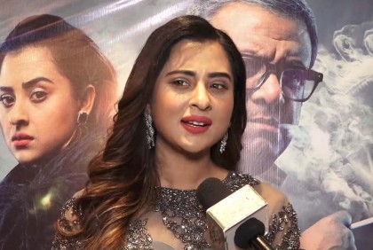 কলকাতায় শাকিব খান প্রসঙ্গে যা বললেন বুবলী
