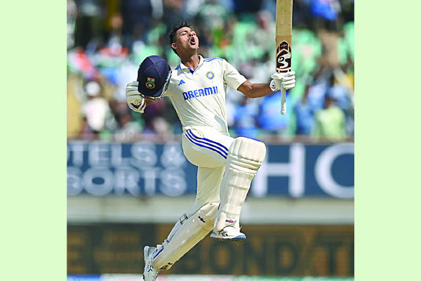ভারতের রেকর্ডগড়া জয়


