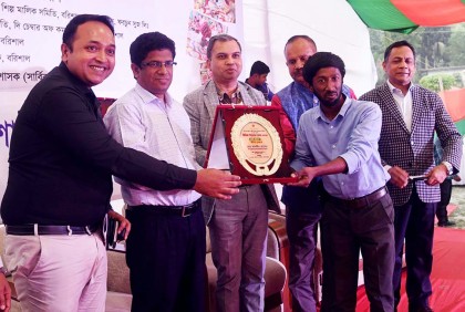 বরিশালে বিসিক উদ্যোক্তা মেলায় ৮১ লাখ টাকার পণ্য বিক্রি

