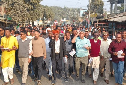 আক্কেলপুরে বিএনপির লিফলেট বিতরণ