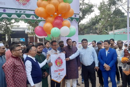 সাতক্ষীরায় তিন দিনব্যাপী বইমেলা শুরু
