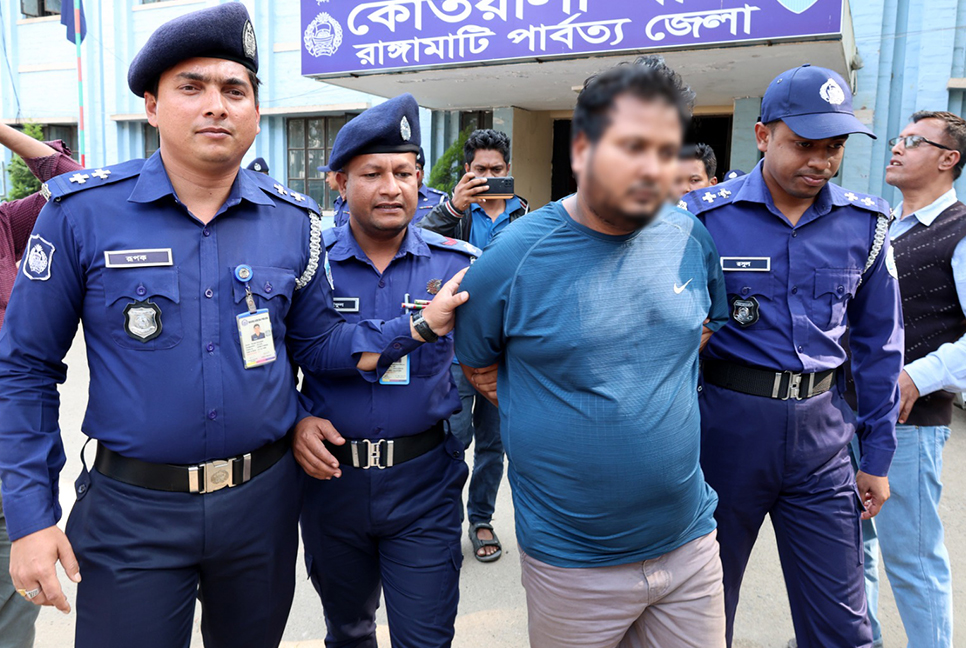 রাঙামাটিতে জাতীয় পরিচয়পত্র ও পাসপোর্ট জালিয়াতি, আটক ১