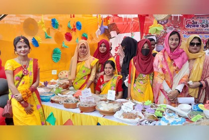 বড়াইগ্রামে পিঠা উৎসব ও বসন্তবরণ