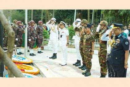 পিলখানা হত্যাকাণ্ডে শহিদ সেনা কর্মকর্তাদের ১৫তম শাহাদত বার্ষিকী যথাযথ মর্যাদায় পালিত

