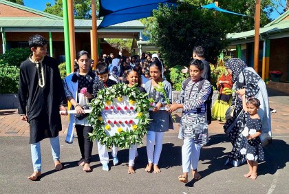 মাতৃভাষা সংগ্রামীদের শ্রদ্ধা জানালো ক্যাম্বেলটাউন বাংলা স্কুল