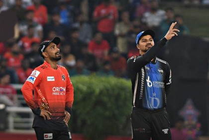 প্রথম কোয়ালিফায়ারে রংপুরকে ব্যাটিংয়ে পাঠালো কুমিল্লা