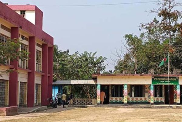 ২৩ দিন পর বুধবার খুলছে ঘুমধুম সীমান্তের ৫ প্রাথমিক বিদ্যালয়