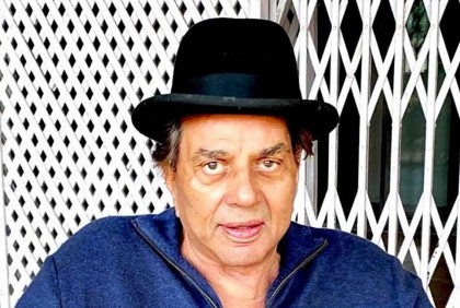 ‘আর পরীক্ষা নিও না’, ধর্মেন্দ্রর এমন পোস্টে উদ্বেগে অনুরাগীরা 
