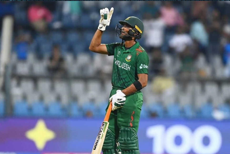 দুর্দান্ত রিয়াদ ২৭ বলে হাঁকালেন ফিফটি