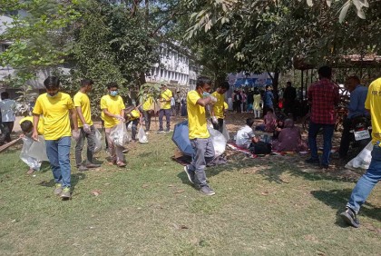 রাবি ভর্তি পরীক্ষায় পরিচ্ছন্নতা ও চিকিৎসা সেবা দিচ্ছে কোয়ান্টাম ফাউন্ডেশন  

