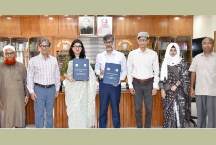 গবেষণা সহযোগিতায় জবি-খুবি সমঝোতা স্মারক সই
