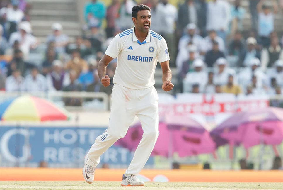 বুমরাহকে সরিয়ে টেস্ট র‌্যাংকিংয়ে শীর্ষে অশ্বিন