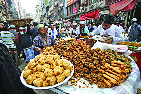 প্রথম দিনেই জমেছে চকবাজার