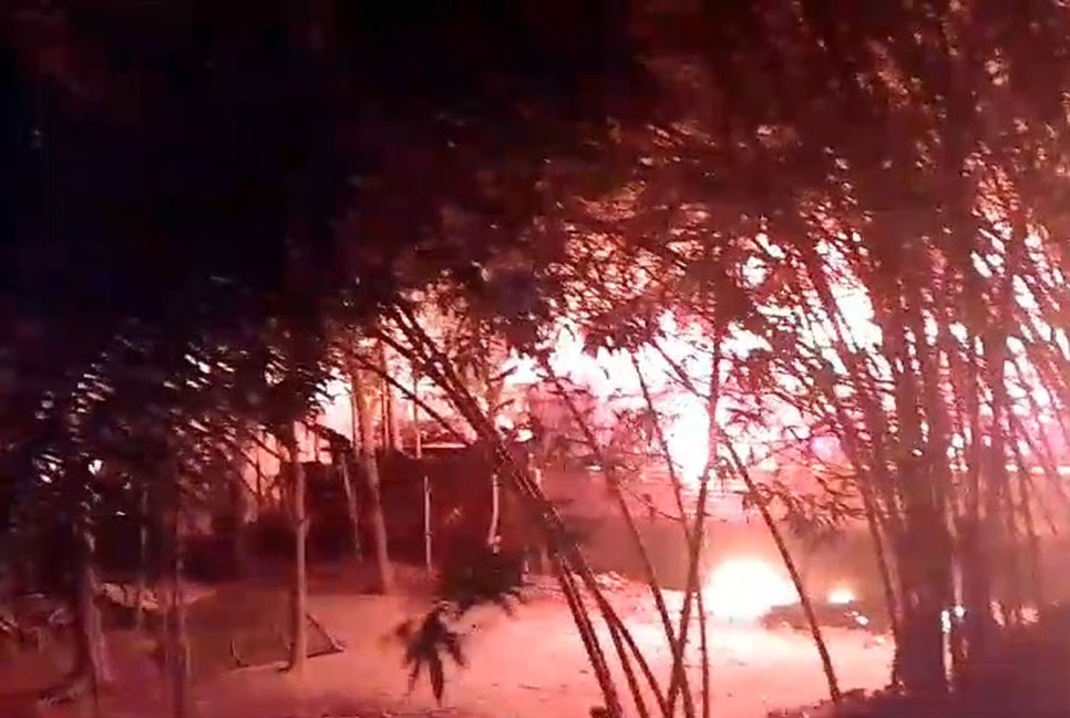 কুষ্টিয়ায় হত্যার ঘটনায় লুটপাট-অগ্নিসংযোগ