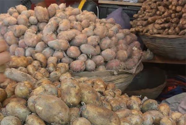 আবারও বেড়েছে আলুর দাম