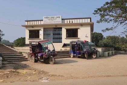 দুর্গাপুরের পর্যটন সেবা কেন্দ্রের সেবা পাচ্ছেন না পর্যটকরা 