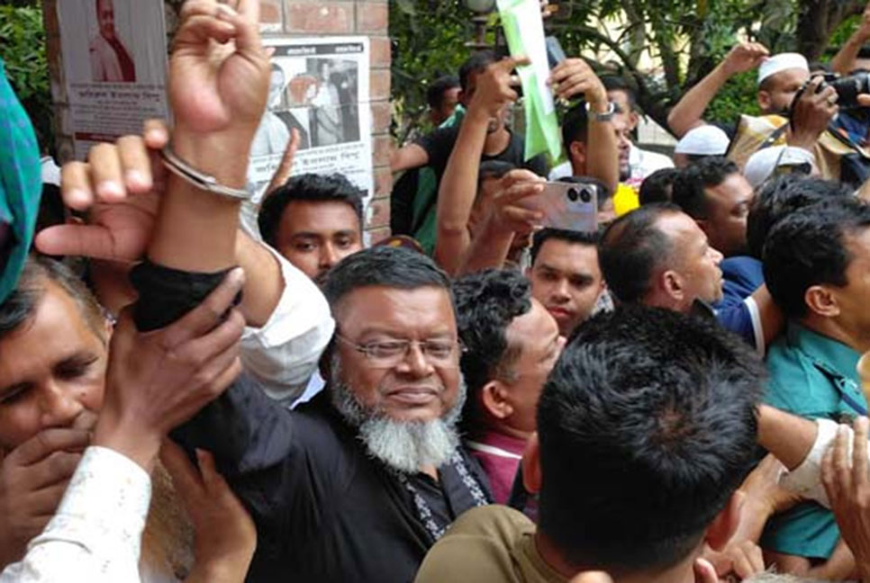 বরিশালে বিএনপির ১৪ নেতা কারাগারে
