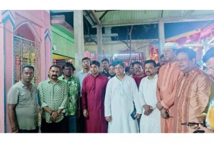 ফুলপুরে অষ্টকালীন লীলা কীর্ত্তন পরিদর্শন করলেন জেলা প্রশাসক 