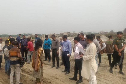 কেরানীগঞ্জে মাটিকাটা চক্রের সদস্য আটক, ভ্রাম্যমাণ আদালতে কারাদণ্ড
