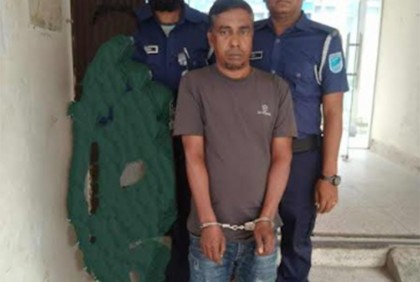 বোয়ালমারীতে ধর্ষণ মামলার আসামি গ্রেফতার

