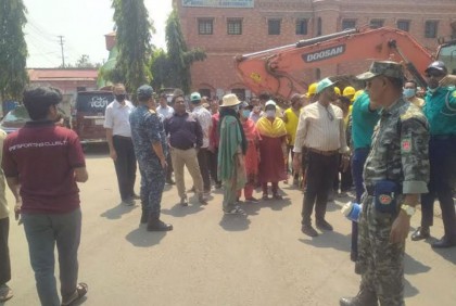 উদ্ধারকৃত সড়ক পুনর্দখল ঠেকাতে চসিকের অভিযান