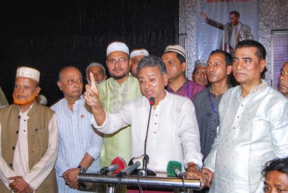 কোনো শক্তি সরকারকে ক্ষমতায় রাখতে পারবে না: আমীর খসরু