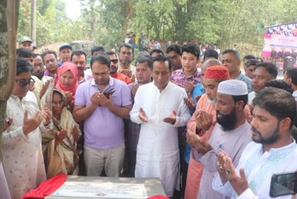 ভালুকায় রাস্তা পুনঃনির্মাণ কাজের উদ্বোধন 