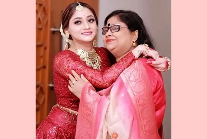 মা হারালেন চিত্রনায়িকা পূজা চেরি

