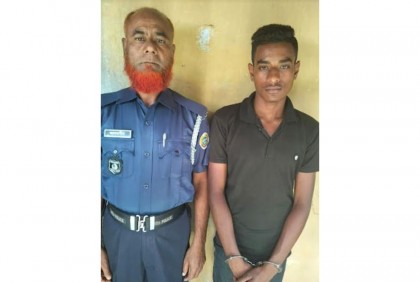 
কলেজছাত্র হত্যার দুই আসামি গ্রেফতার