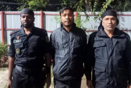 গাইবান্ধায় মাদক কারবারি গ্রেফতার