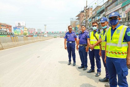ঈদ সামনে রেখে ঢাকা-চট্টগ্রাম মহাসড়কে তৎপর হাইওয়ে পুলিশ