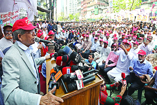 বাংলাদেশ কোনো দেশের প্রভুত্ব মানবে না : ফখরুল