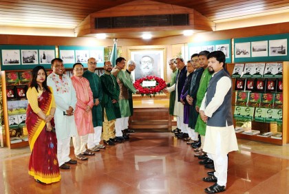 নয়া দিল্লীতে মহান স্বাধীনতা ও জাতীয় দিবস উদযাপিত

