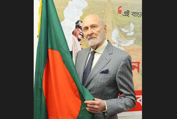 শেখ হাসিনার বিচক্ষণতাপূর্ণ নেতৃত্বের প্রশংসা লিয়ার লেভিনের