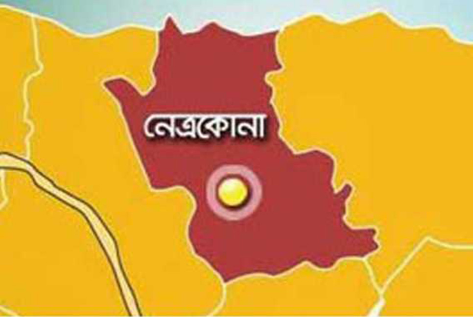 ইট ভাঙার মেশিন উল্টে প্রাণ গেল শ্রমিকের