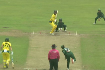 অস্ট্রেলিয়ার কাছে হোয়াইটওয়াশ হলো বাংলাদেশের মেয়েরা