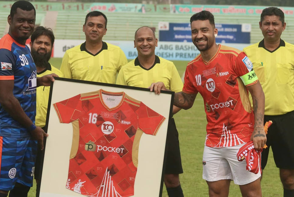 শততম ম্যাচ গোল উৎসবে রাঙাল কিংস
