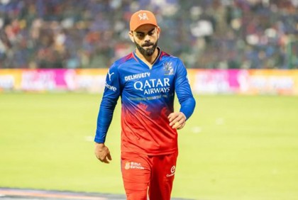 কোহলি একা কত করবে? প্রশ্ন গাভাস্কারের