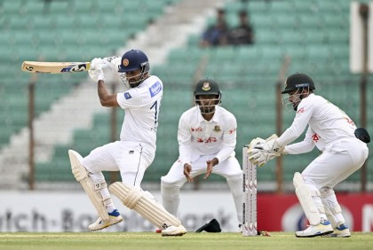 রেকর্ড গড়ে ৫৩১ রানে থামল লঙ্কানদের ইনিংস
