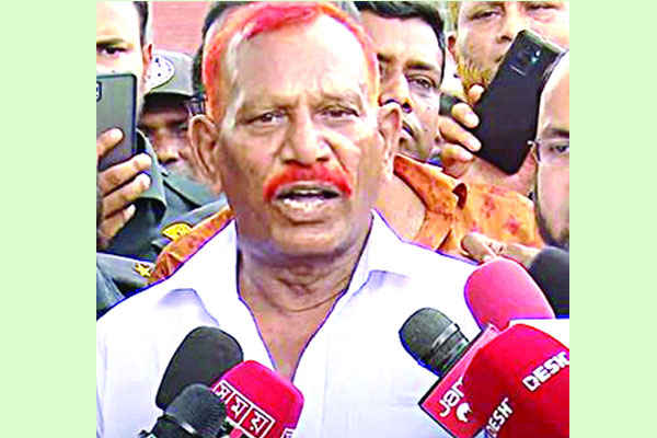 জীবন এত কঠিন জানলে জেলেই  থেকে যেতাম