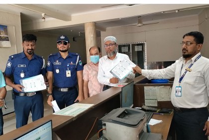 
চুয়াডাঙ্গায় বাসে বাড়তি ভাড়া আদায় প্রতিরোধে অভিযান 