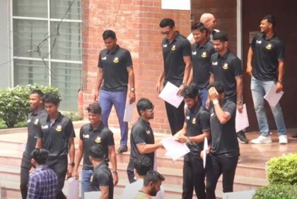 আসন্ন বিশ্বকাপের ভিসার তালিকায় আছেন যে ৩০ ক্রিকেটার