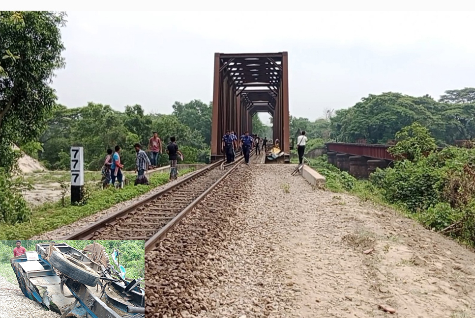 ট্রেনের ধাক্কায় দুমড়েমুচড়ে গেলো ট্রাক, নিহত ২