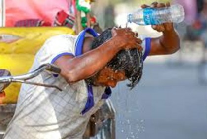 বাড়তে পারে ভ্যাপসা গরম