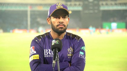 পাকিস্তানের হয়ে খেলতে চেয়ে ৫ বছর নিষিদ্ধ উসমান
