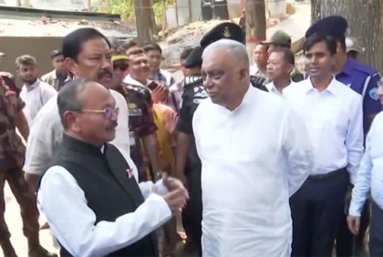 সাঁড়াশি অভিযানের ঘোষণা, বান্দরবানে স্বরাষ্ট্রমন্ত্রী